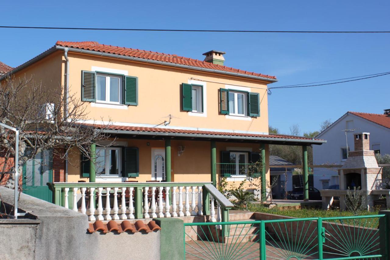 Vila Paula Malinska Dış mekan fotoğraf